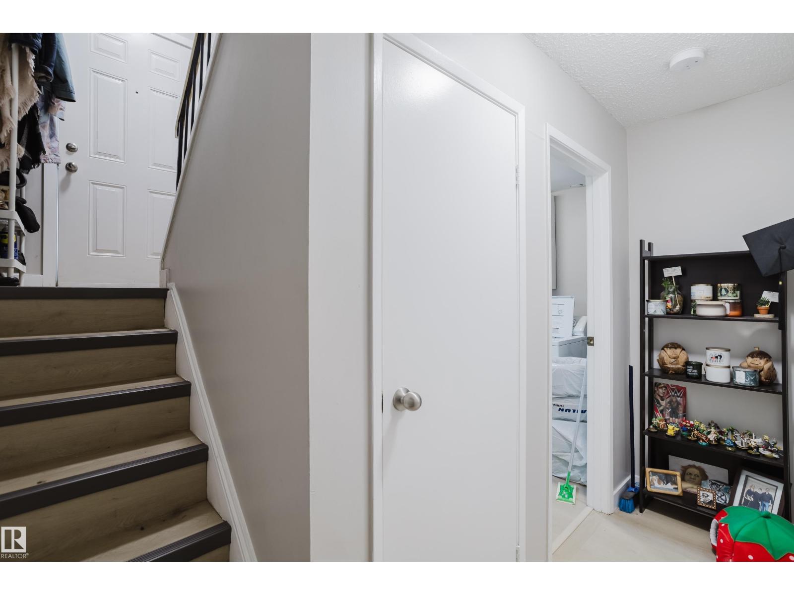 Photo 26 of 149 153 Millbourne Rd E Nw, Edmonton AB