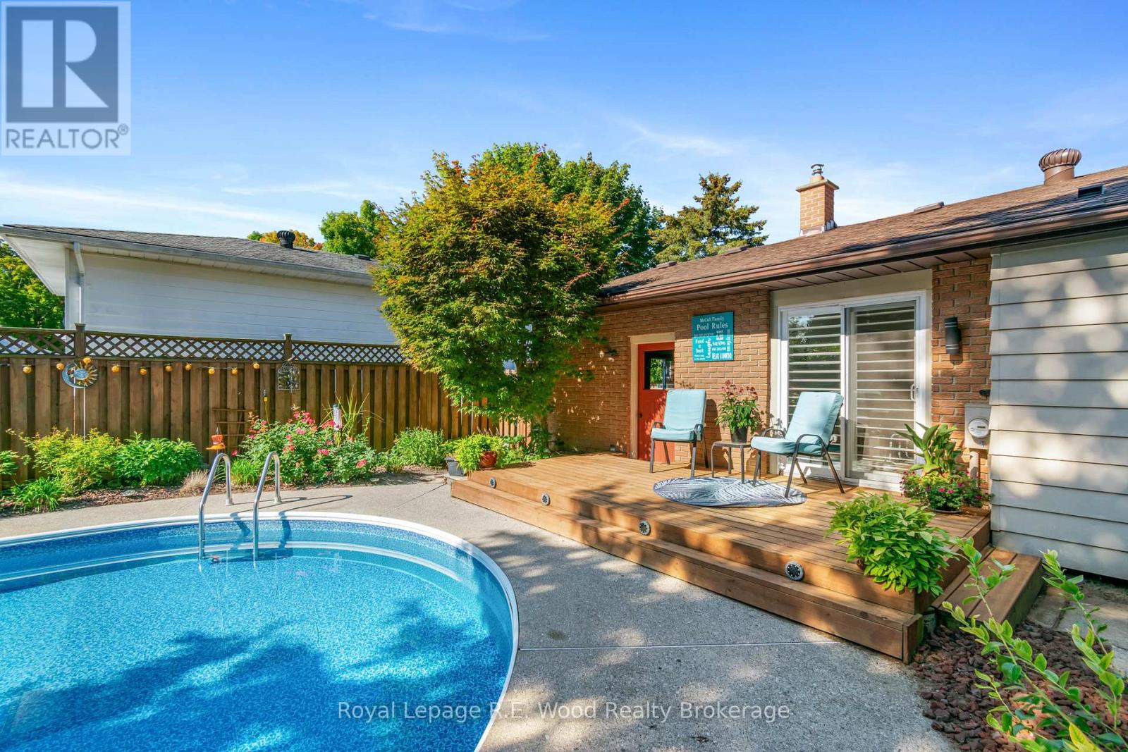 Photo 21 of 32 Devon Court, Tillsonburg ON