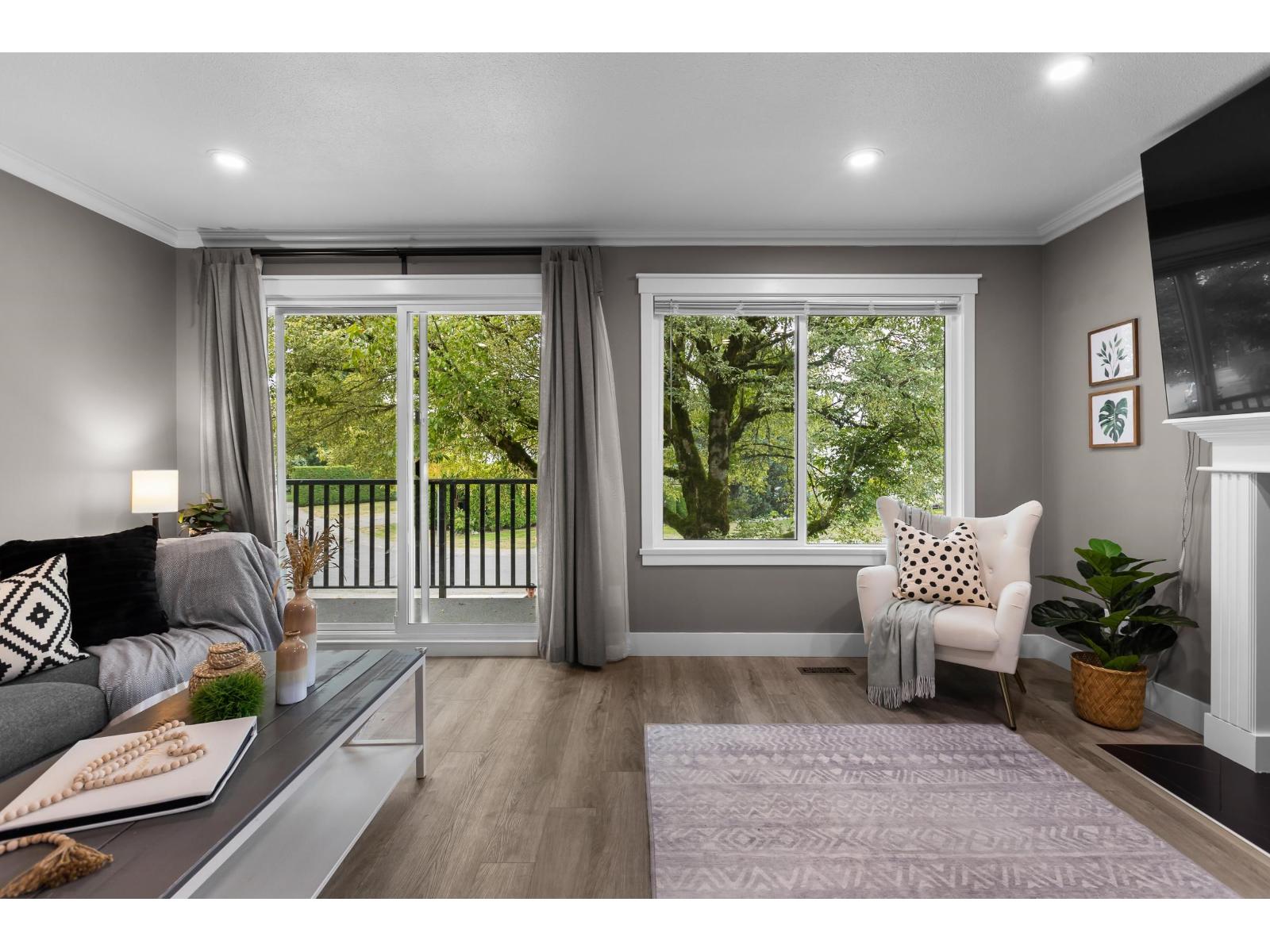 Photo 8 of 26953 Alder Drive, Langley BC