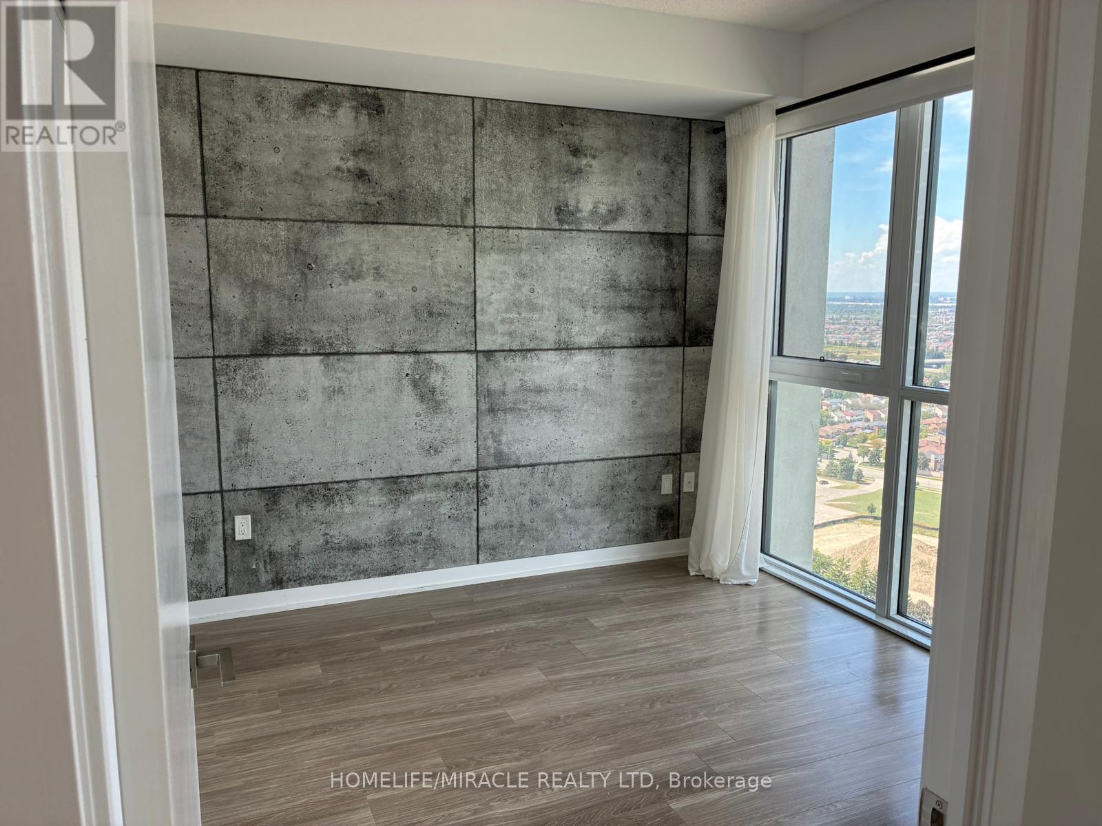 Photo 13 of 3015 4055 Parkside Village Drive, Mississauga ON