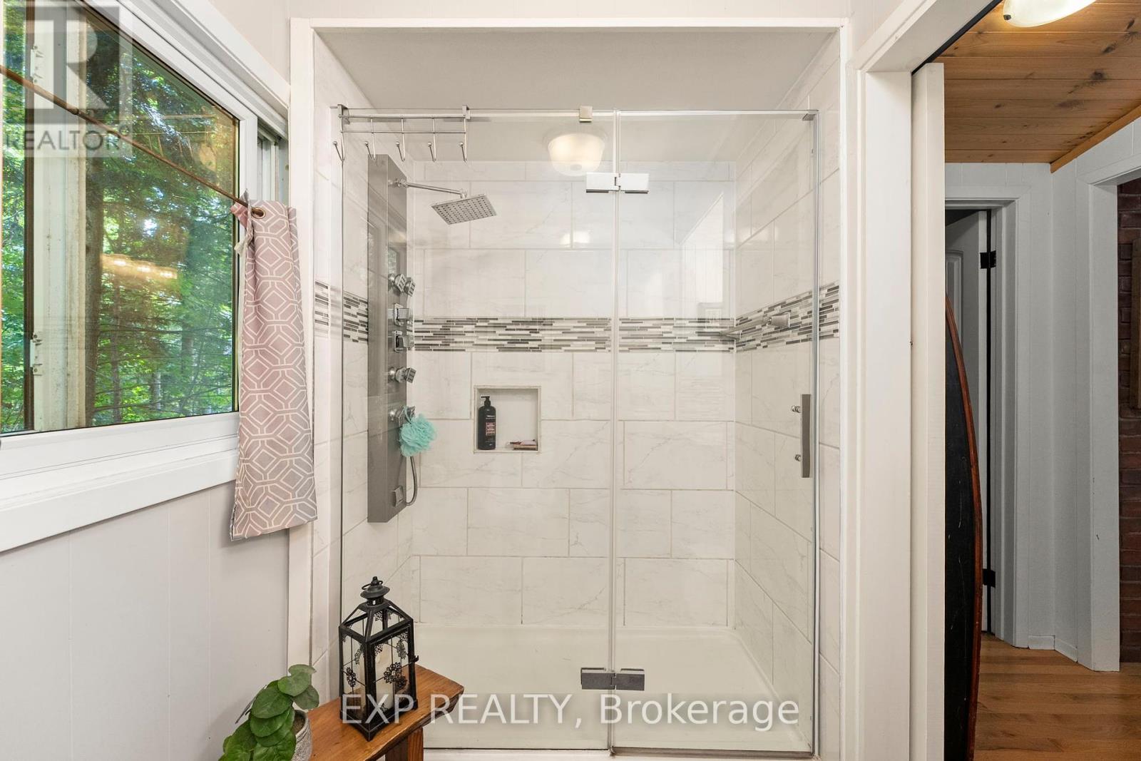 Photo 20 of 1 1105 Butterfly Road, Muskoka Lakes ON