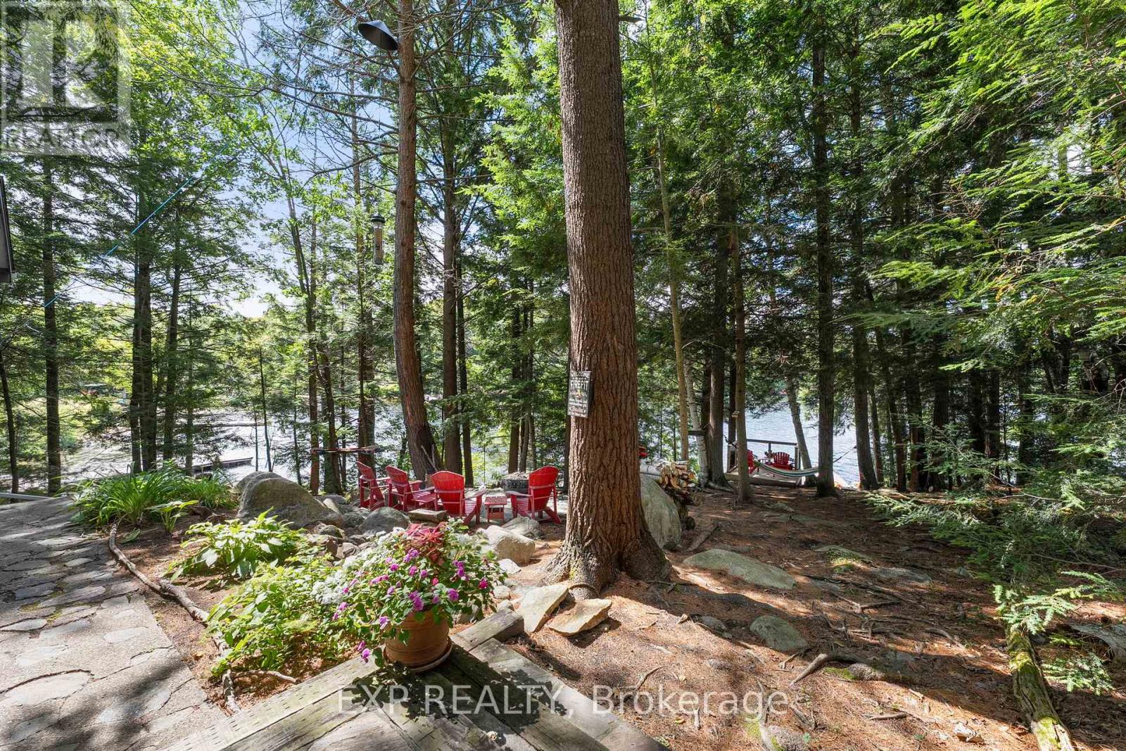 Photo 33 of 1 1105 Butterfly Road, Muskoka Lakes ON
