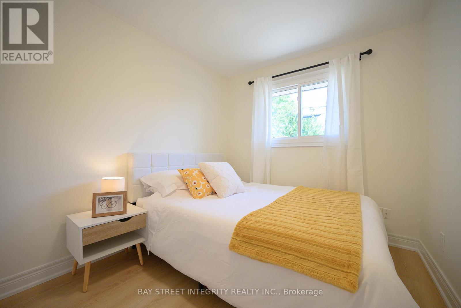Photo 19 of 106 Beland Avenue N, Hamilton ON