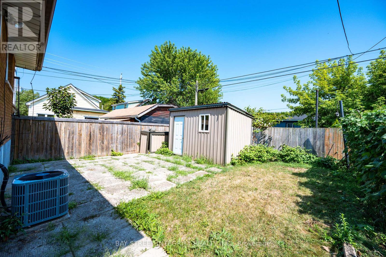 Photo 24 of 106 Beland Avenue N, Hamilton ON