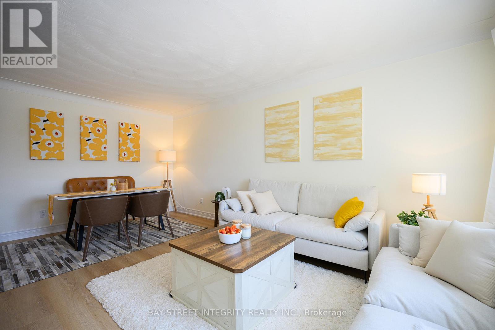 Photo 8 of 106 Beland Avenue N, Hamilton ON