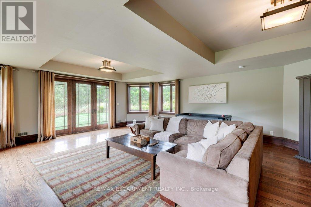 Photo 36 of 76 Oak Avenue, Hamilton ON