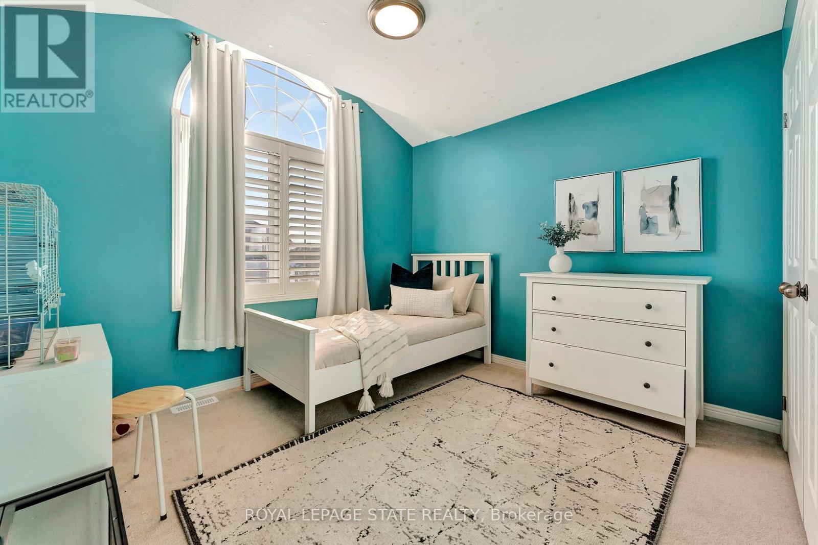 Photo 34 of 7 Bocelli Crescent, Hamilton ON