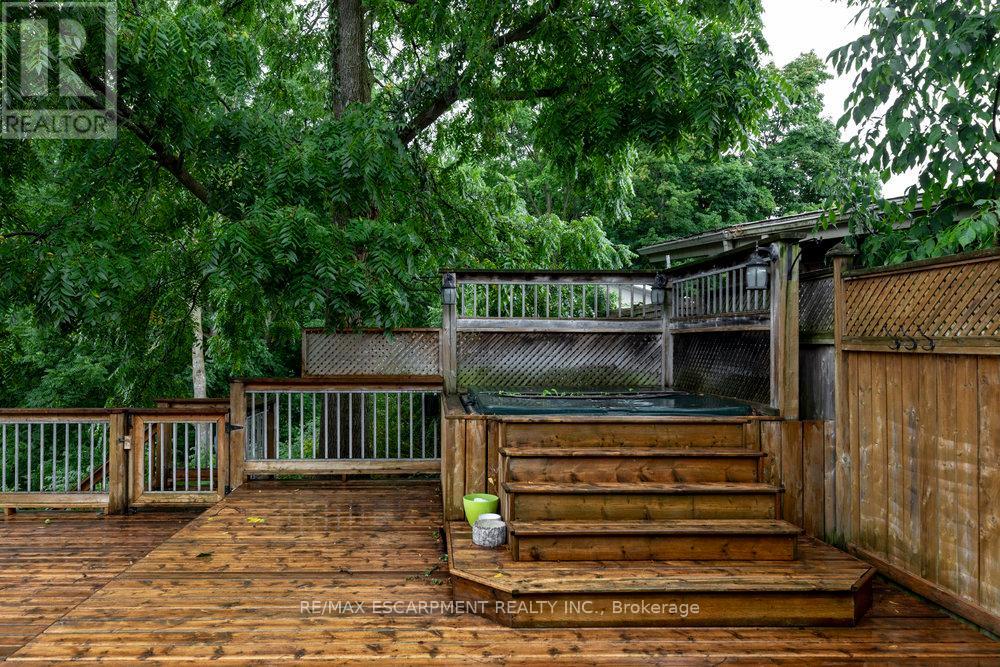 Photo 29 of 5418 King Street, Lincoln ON