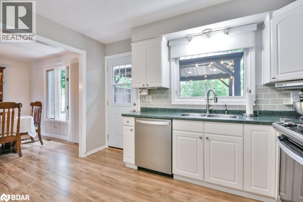 Photo 12 of 80 Cundles Road E, Barrie ON