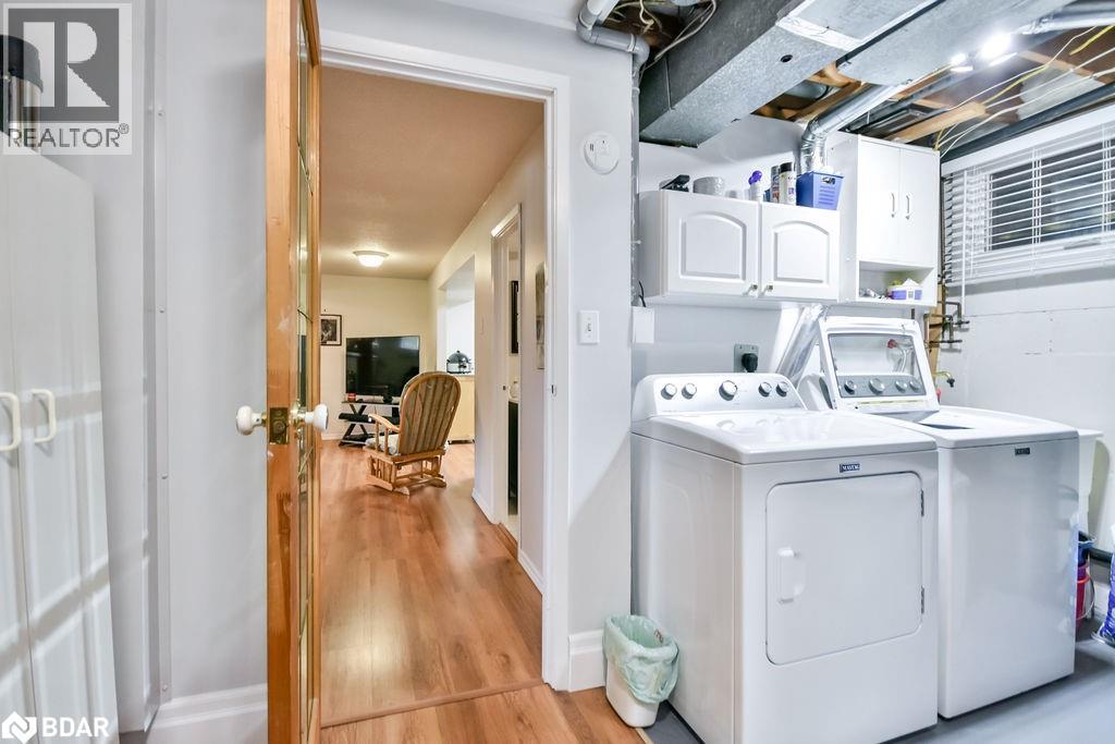 Photo 31 of 80 Cundles Road E, Barrie ON