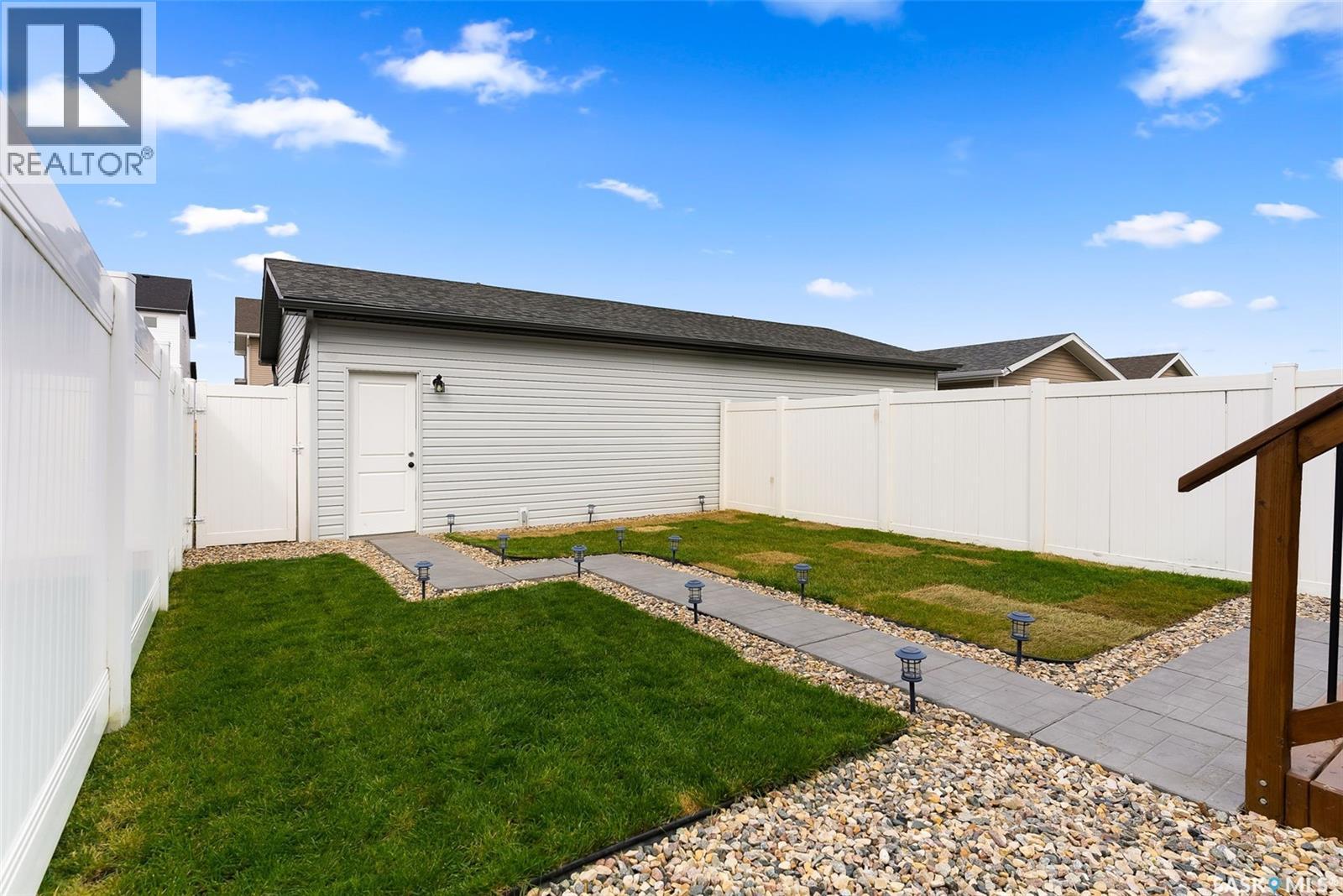 Photo 25 of 2846 Rochdale Boulevard, Regina SK