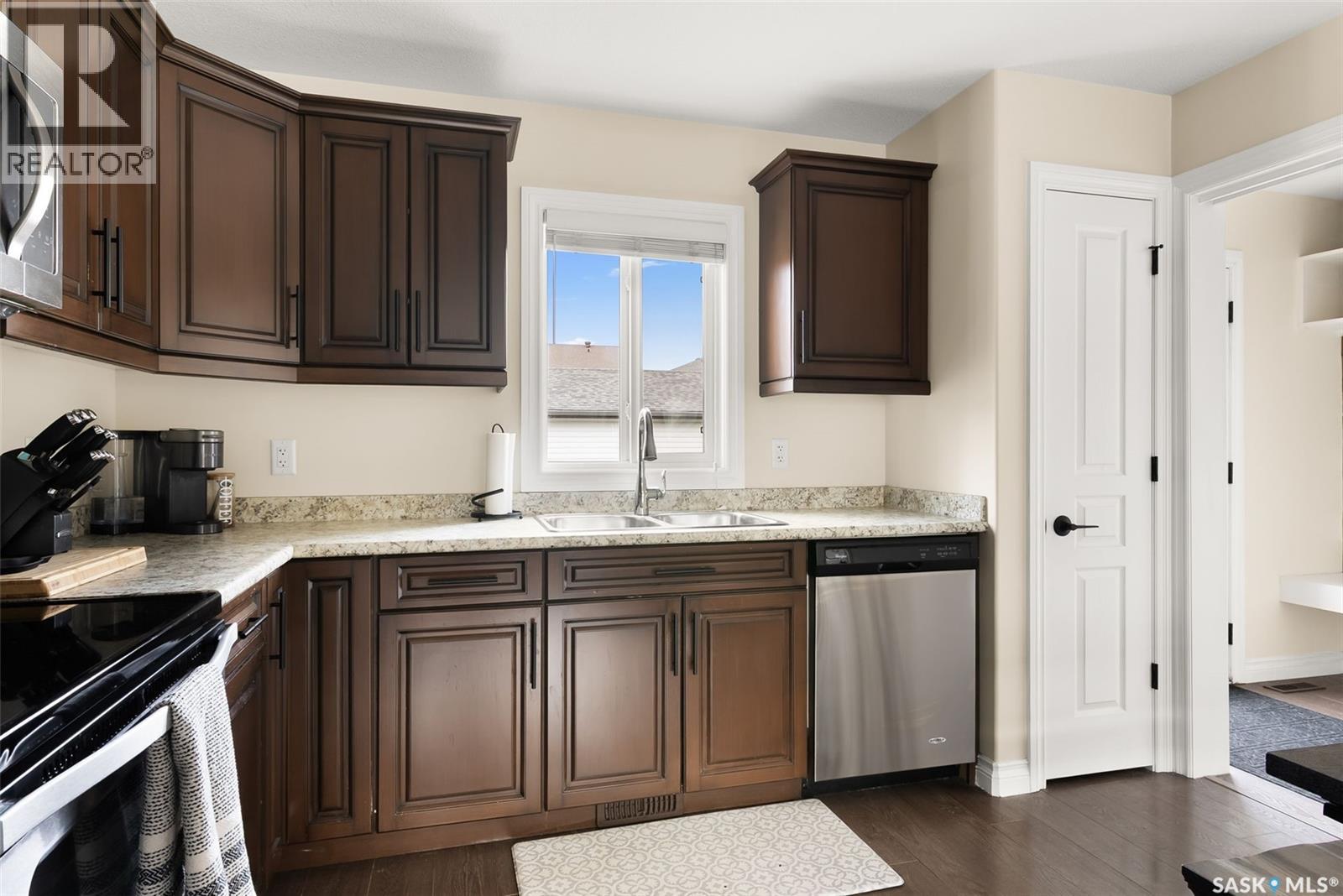 Photo 8 of 2846 Rochdale Boulevard, Regina SK