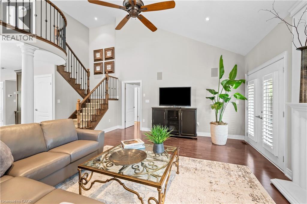 Photo 14 of 36 Toulon Avenue, Ancaster ON
