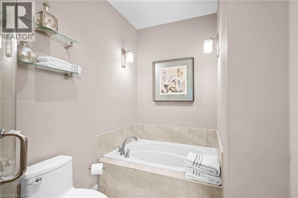 Photo 22 of 36 Toulon Avenue, Ancaster ON