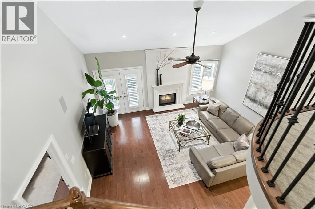 Photo 28 of 36 Toulon Avenue, Ancaster ON