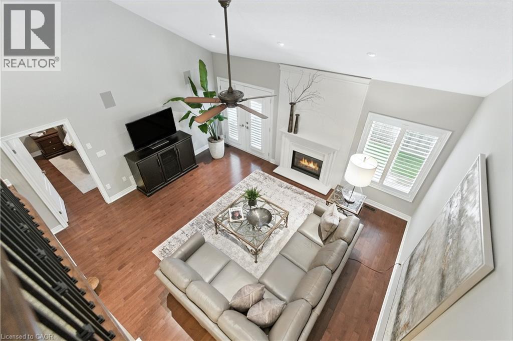 Photo 29 of 36 Toulon Avenue, Ancaster ON