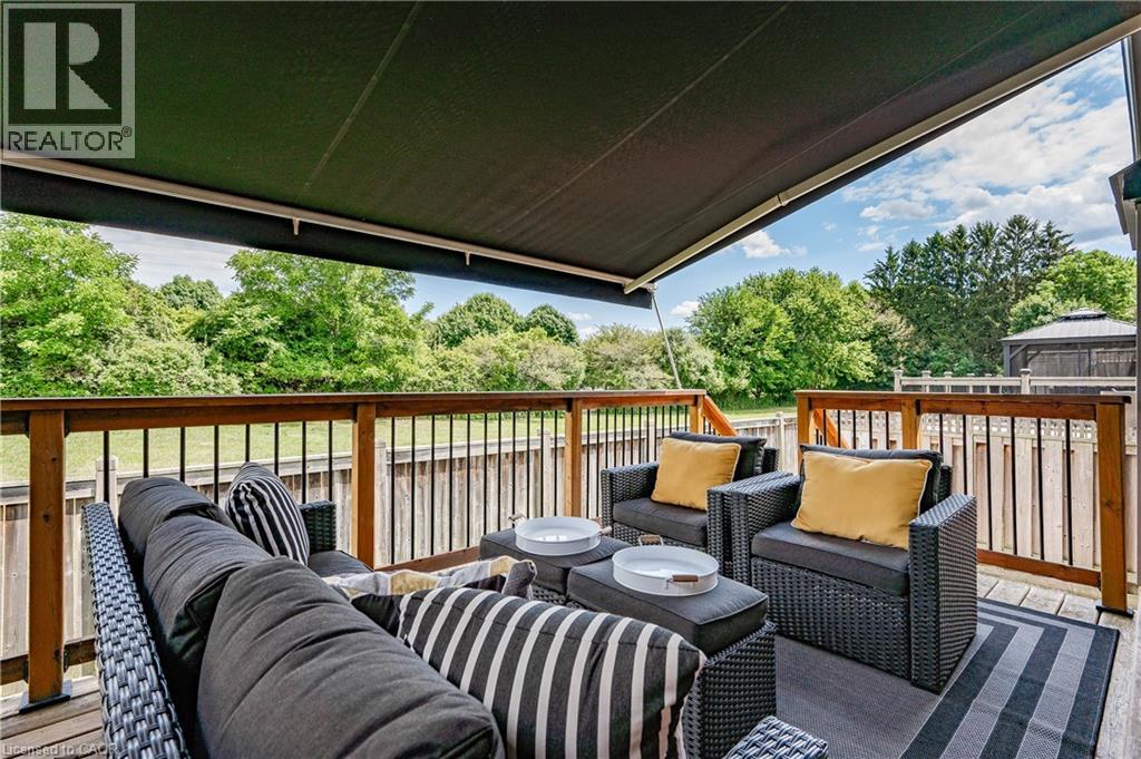Photo 37 of 36 Toulon Avenue, Ancaster ON