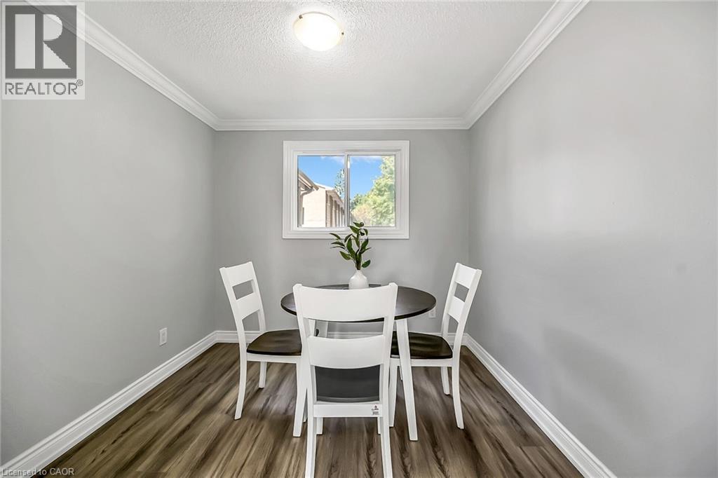 Photo 16 of 125 Limeridge Road W Unit 8, Hamilton ON