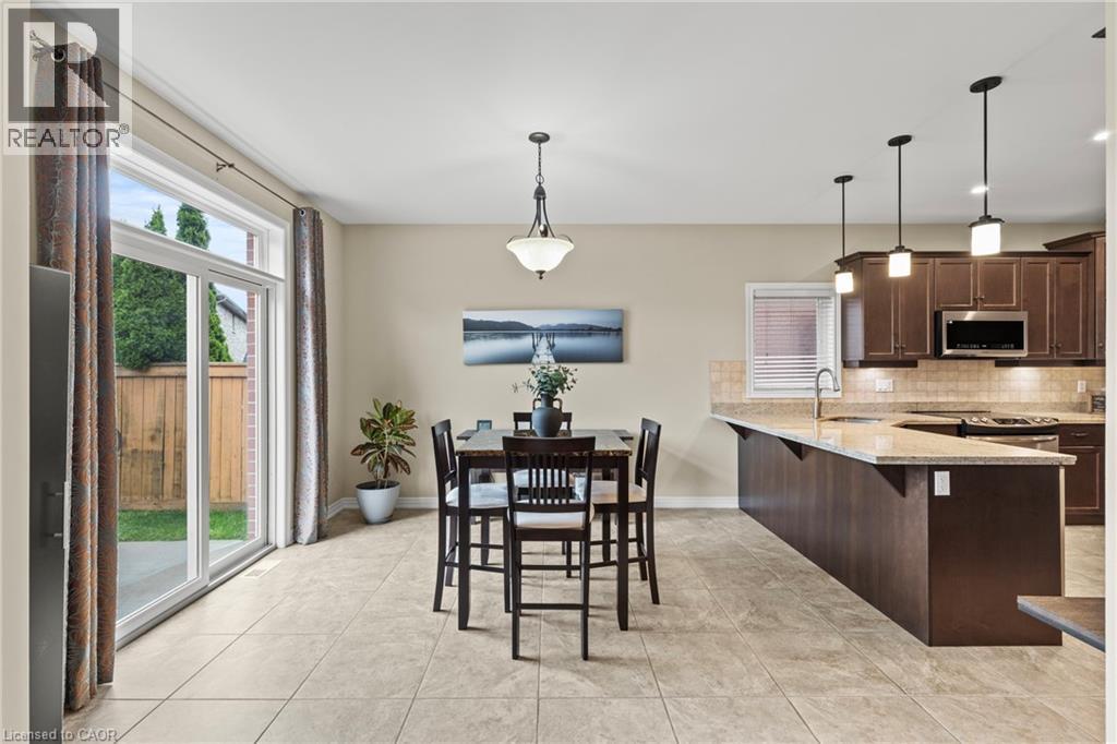 Photo 19 of 67 Whittington Drive, Ancaster ON