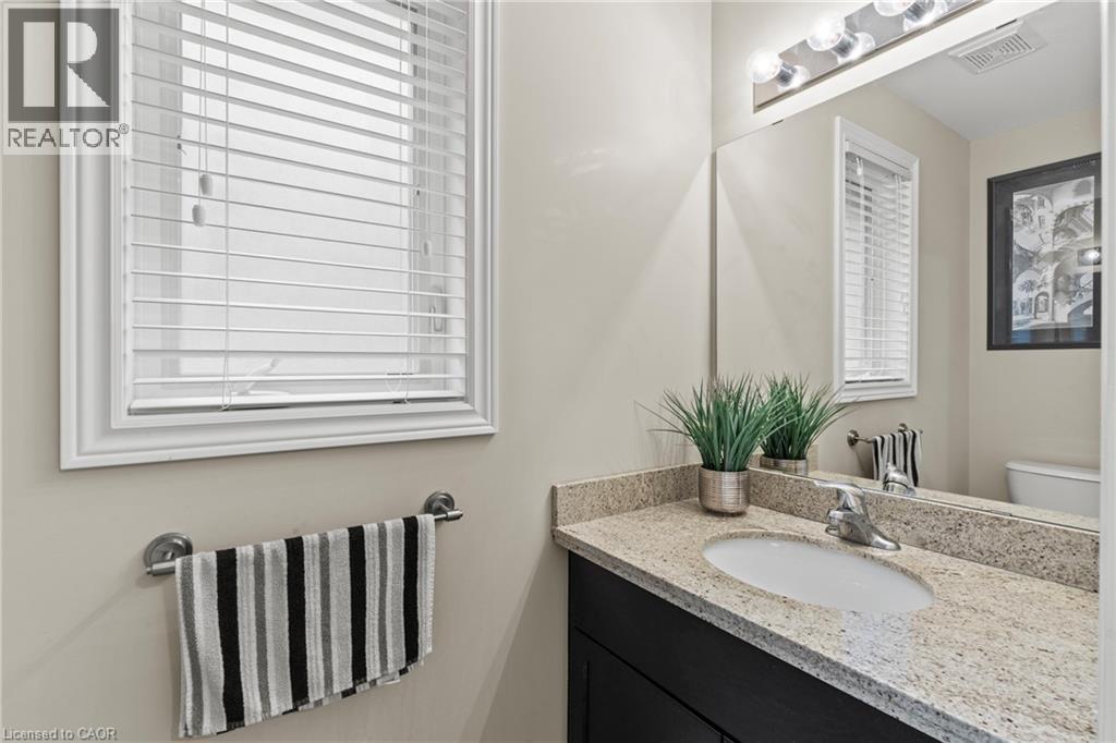 Photo 26 of 67 Whittington Drive, Ancaster ON