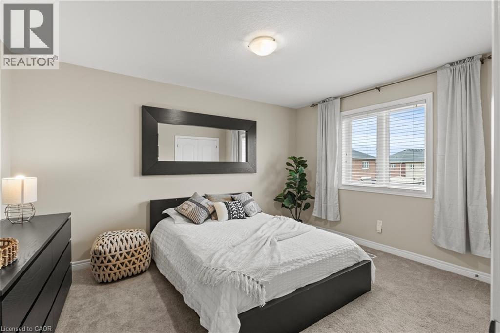 Photo 34 of 67 Whittington Drive, Ancaster ON