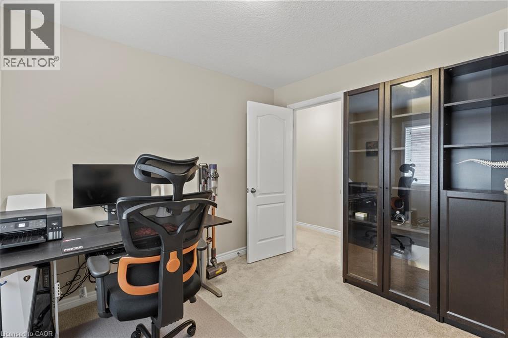 Photo 37 of 67 Whittington Drive, Ancaster ON