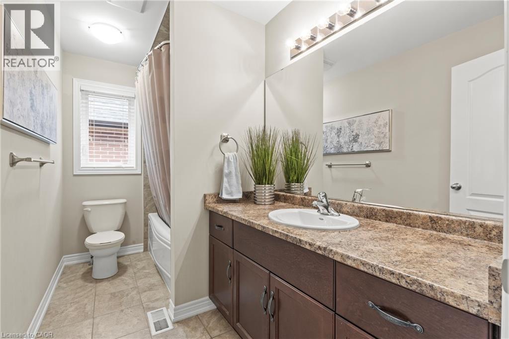 Photo 38 of 67 Whittington Drive, Ancaster ON