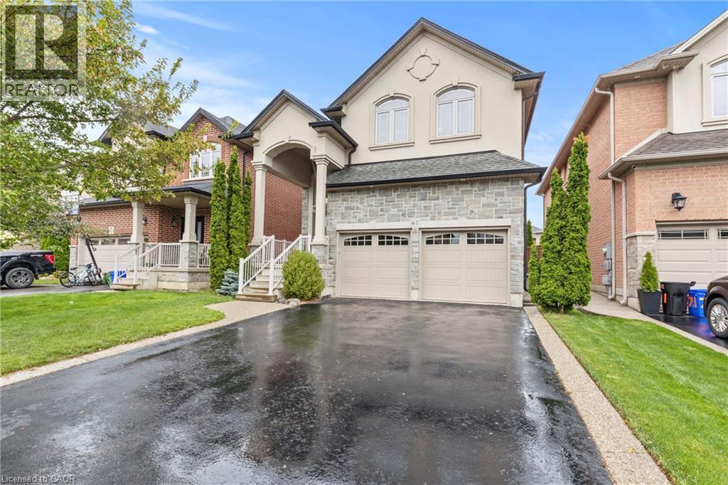 Photo 4 of 67 Whittington Drive, Ancaster ON