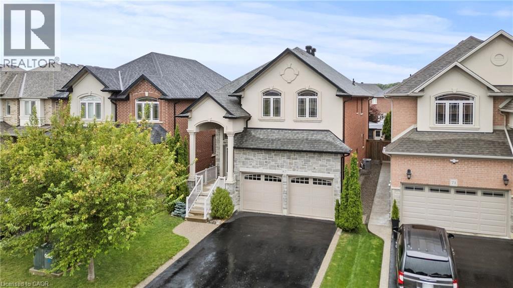Photo 5 of 67 Whittington Drive, Ancaster ON