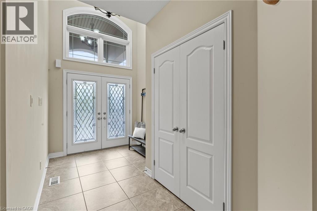 Photo 9 of 67 Whittington Drive, Ancaster ON