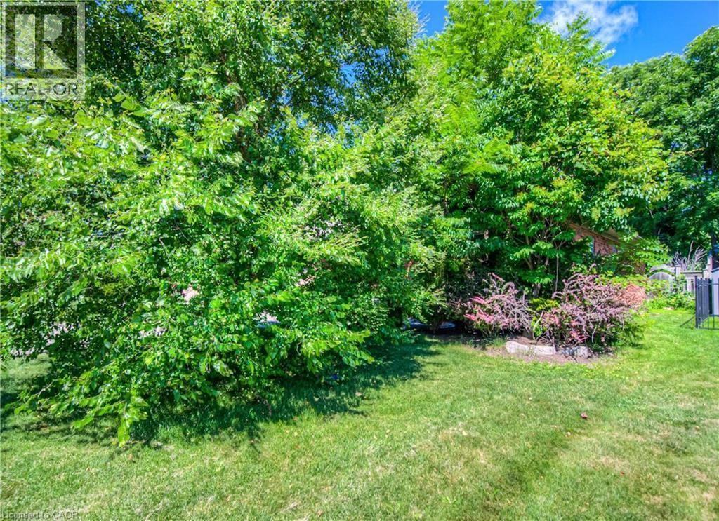 Photo 37 of 75 Wagon Street, Kitchener ON