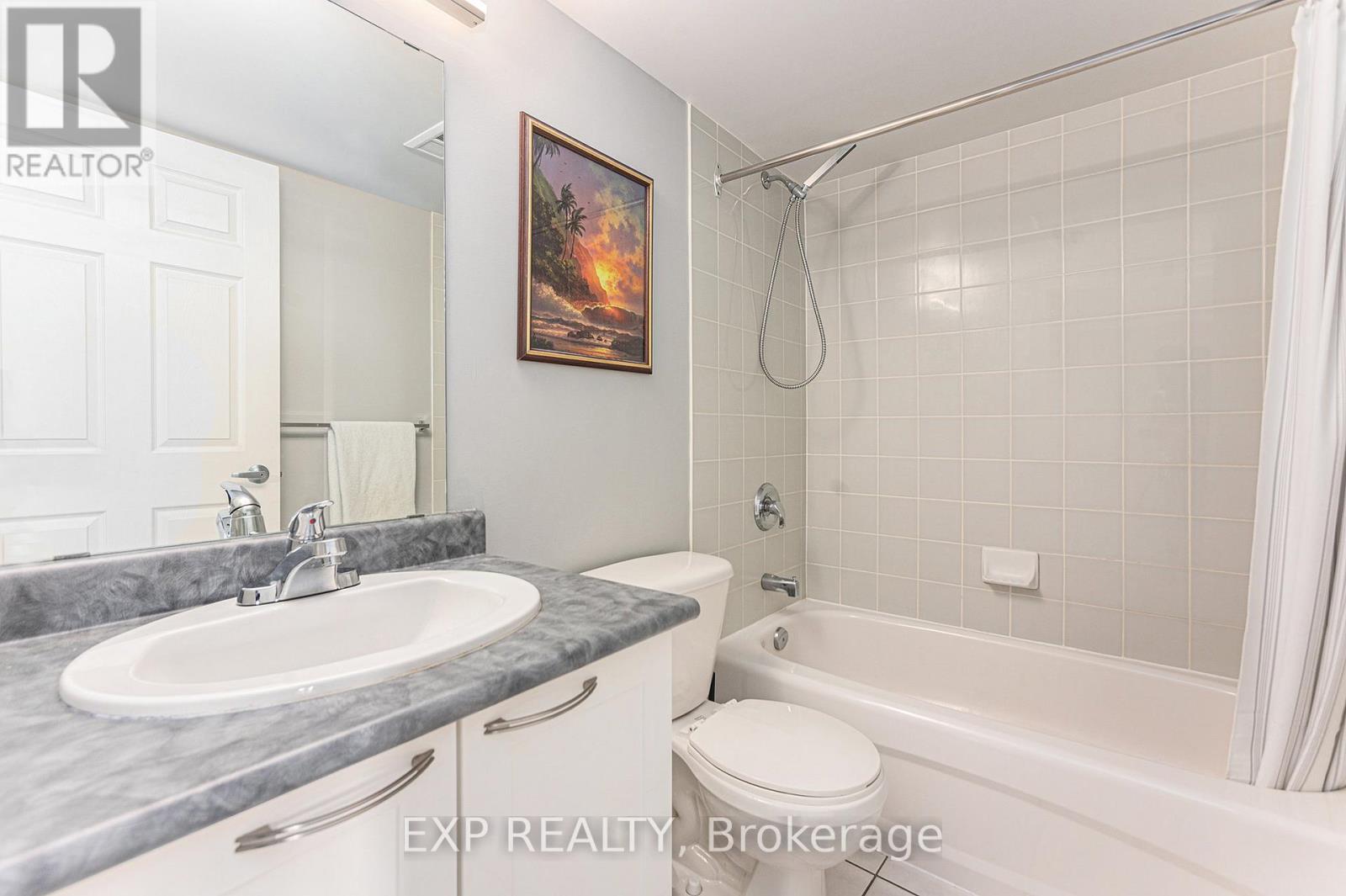 Photo 11 of 1106 429 Somerset Street W, Ottawa ON