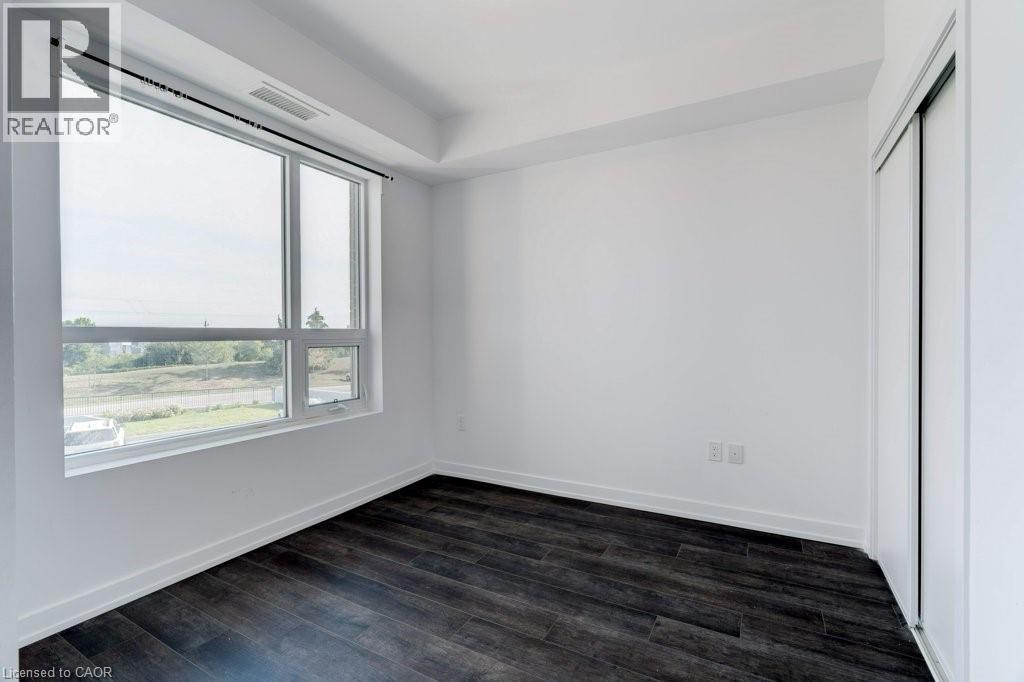 Photo 14 of 5055 Greenlane Road Unit 213, Beamsville ON
