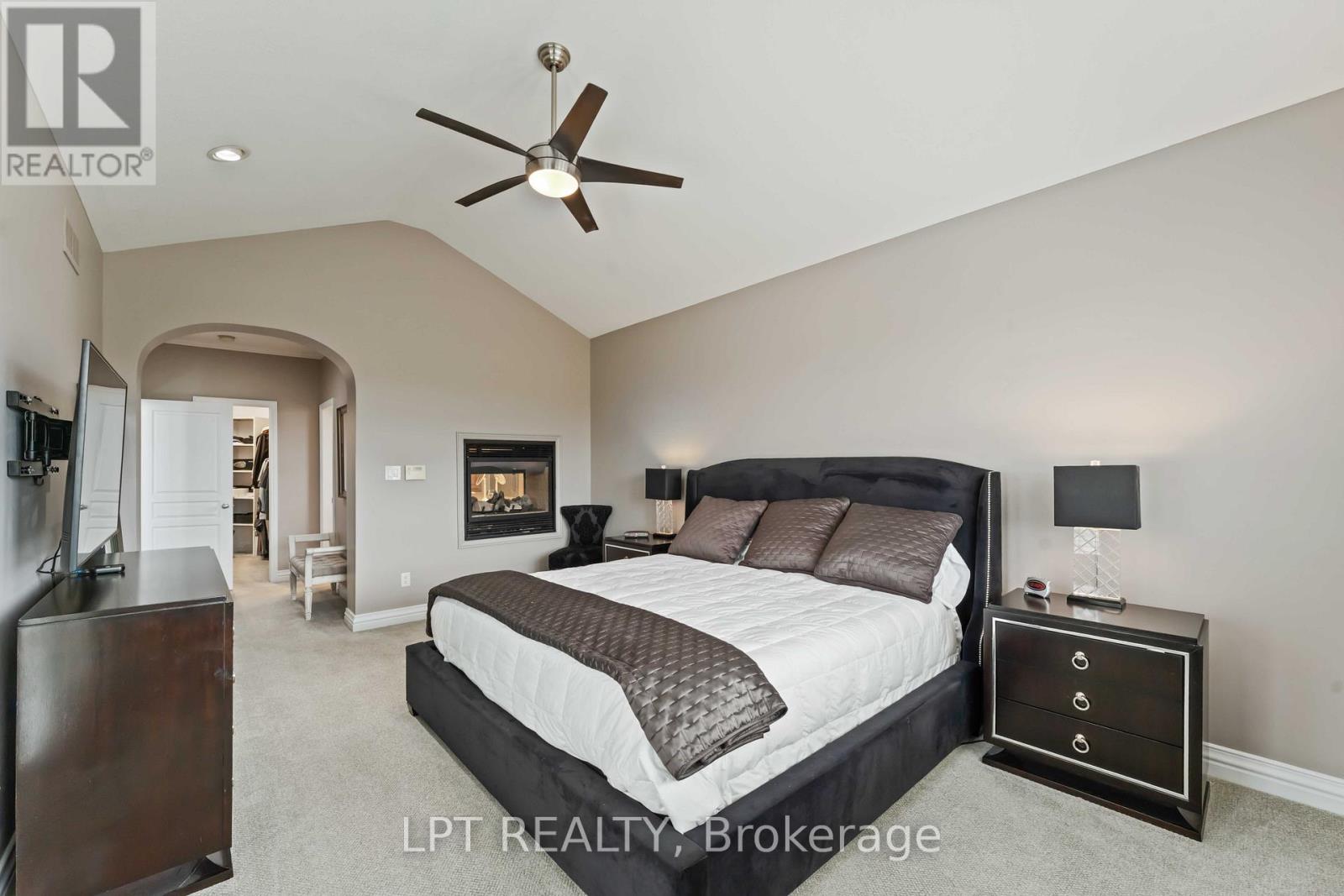 Photo 23 of 156 Riverstone Drive, Ottawa ON