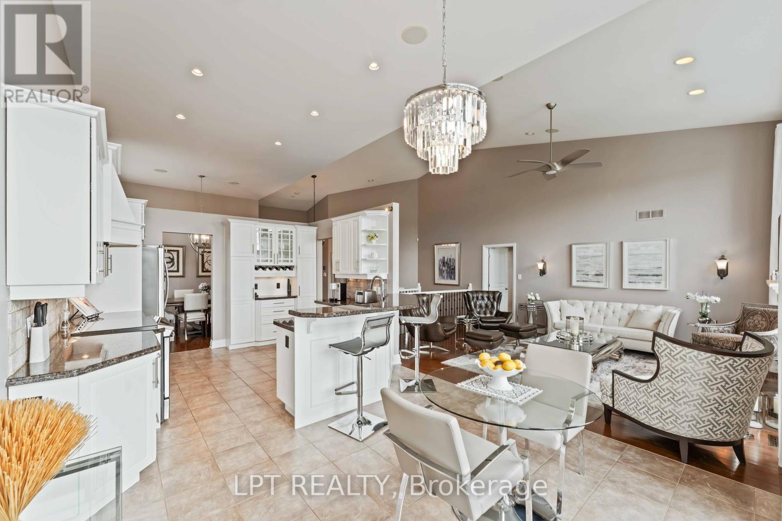 Photo 14 of 156 Riverstone Drive, Ottawa ON