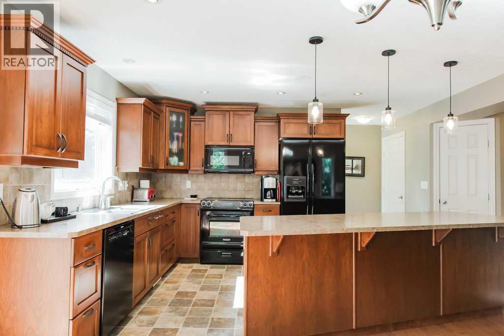Photo 13 of 7826 103 Street, Grande Prairie AB