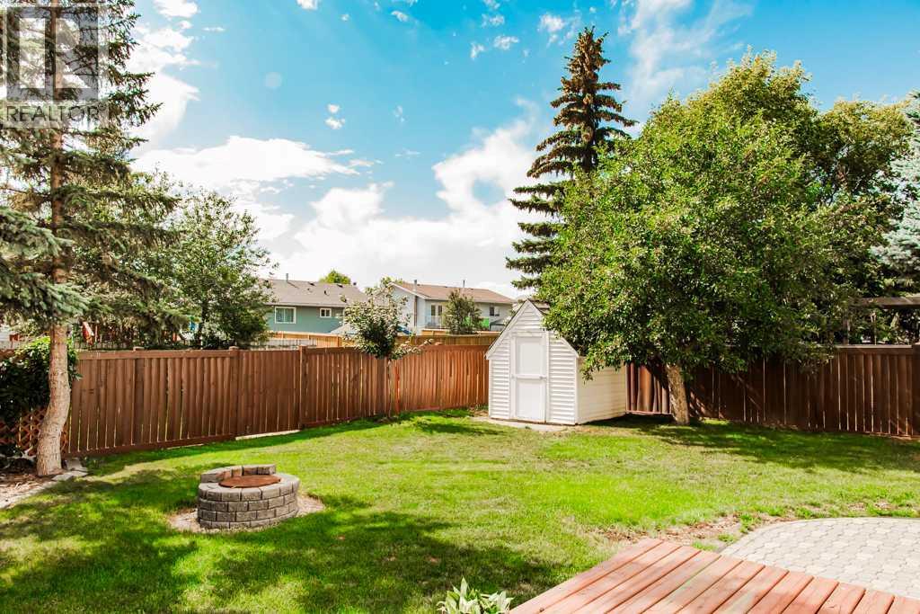 Photo 5 of 7826 103 Street, Grande Prairie AB