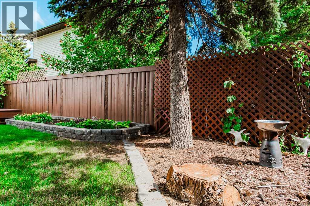 Photo 7 of 7826 103 Street, Grande Prairie AB