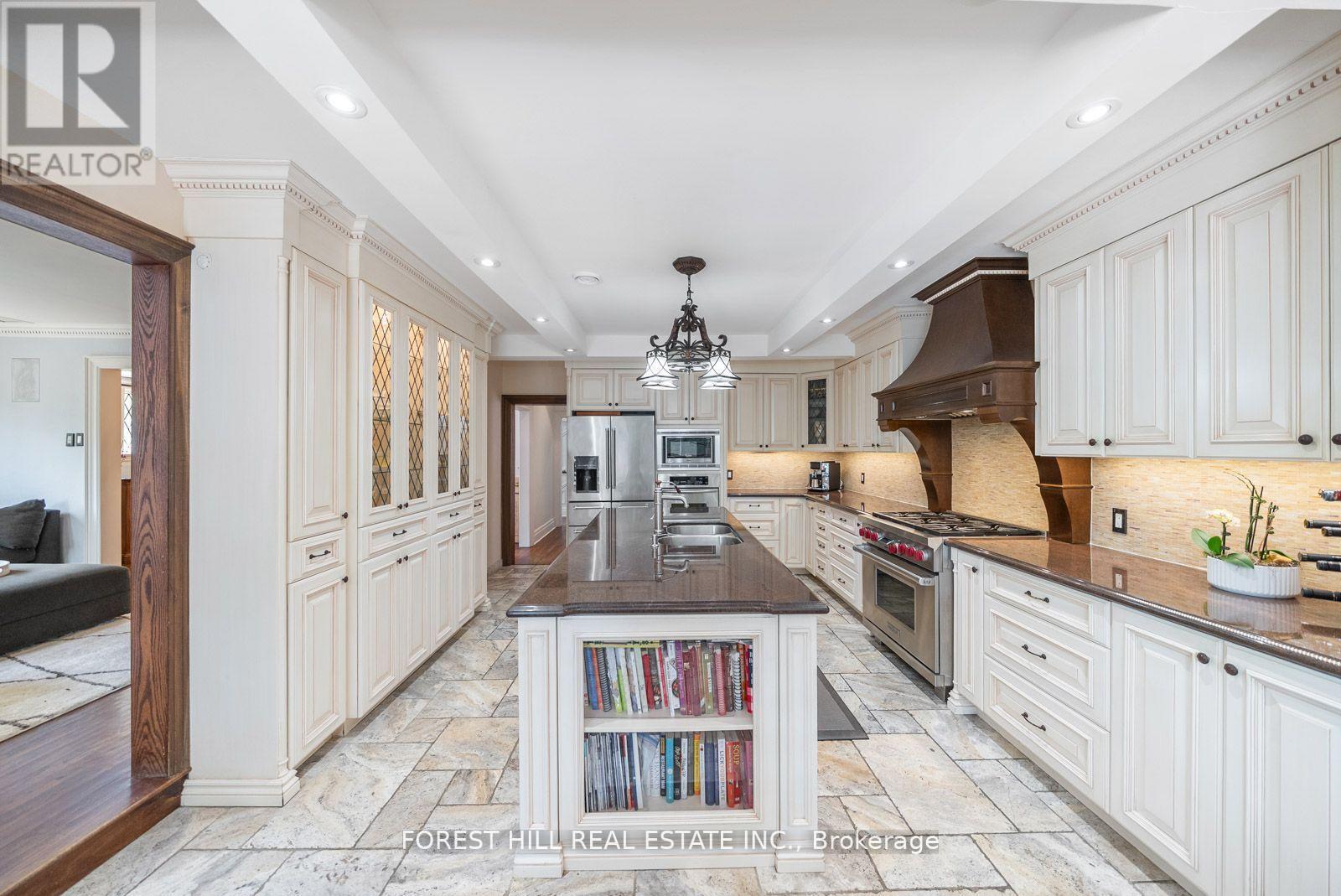 Photo 18 of 39 Ava Road, Toronto ON