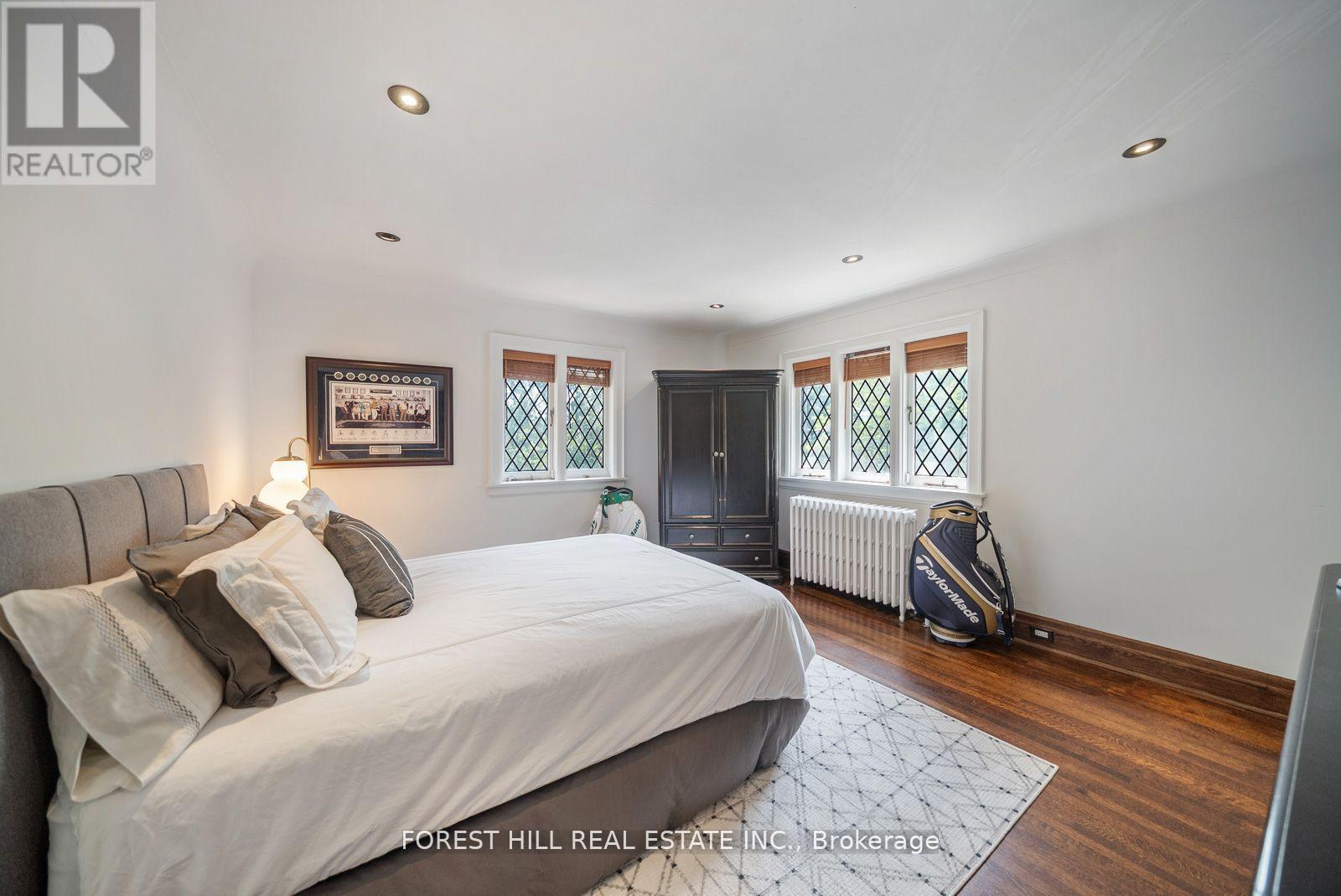 Photo 31 of 39 Ava Road, Toronto ON