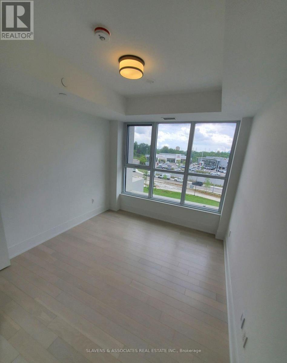 Photo 6 of 339 20 Inn On The Park Drive, Toronto ON