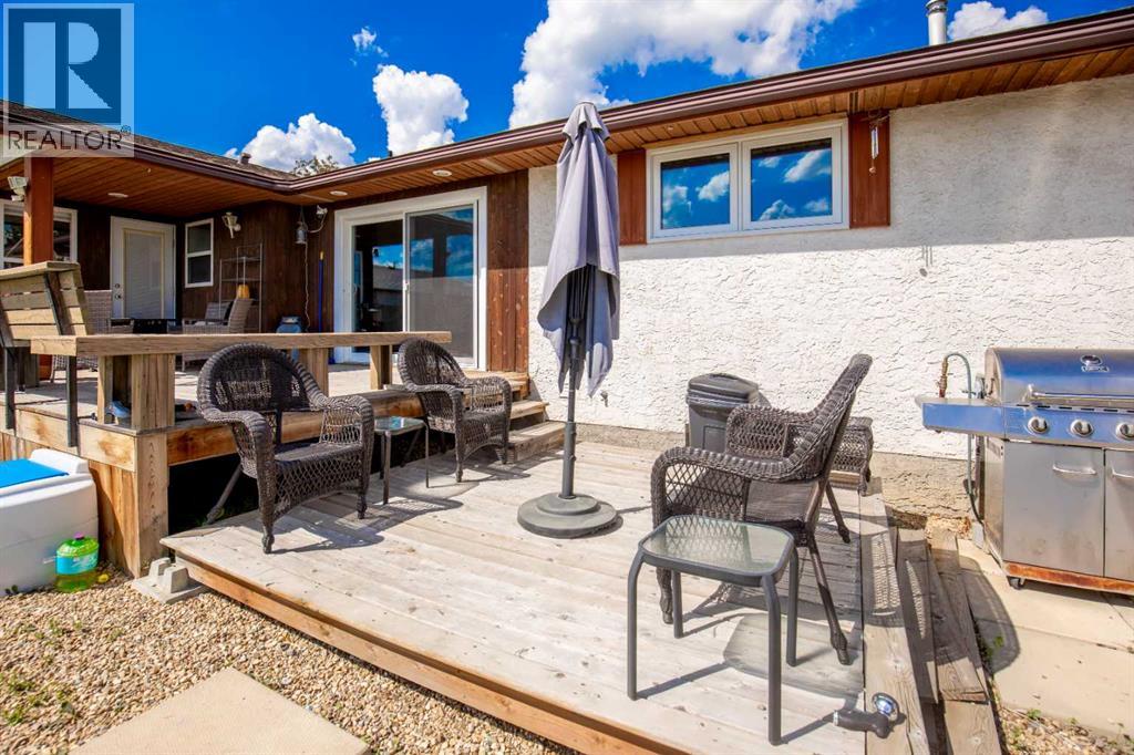 5821 45 Avenue, Lacombe