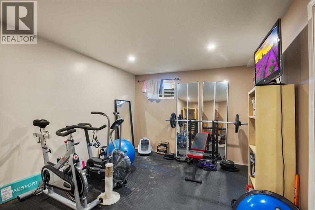 5821 45 Avenue, Lacombe