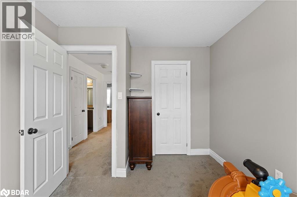 Photo 15 of 59 Stevenson Street, Angus ON