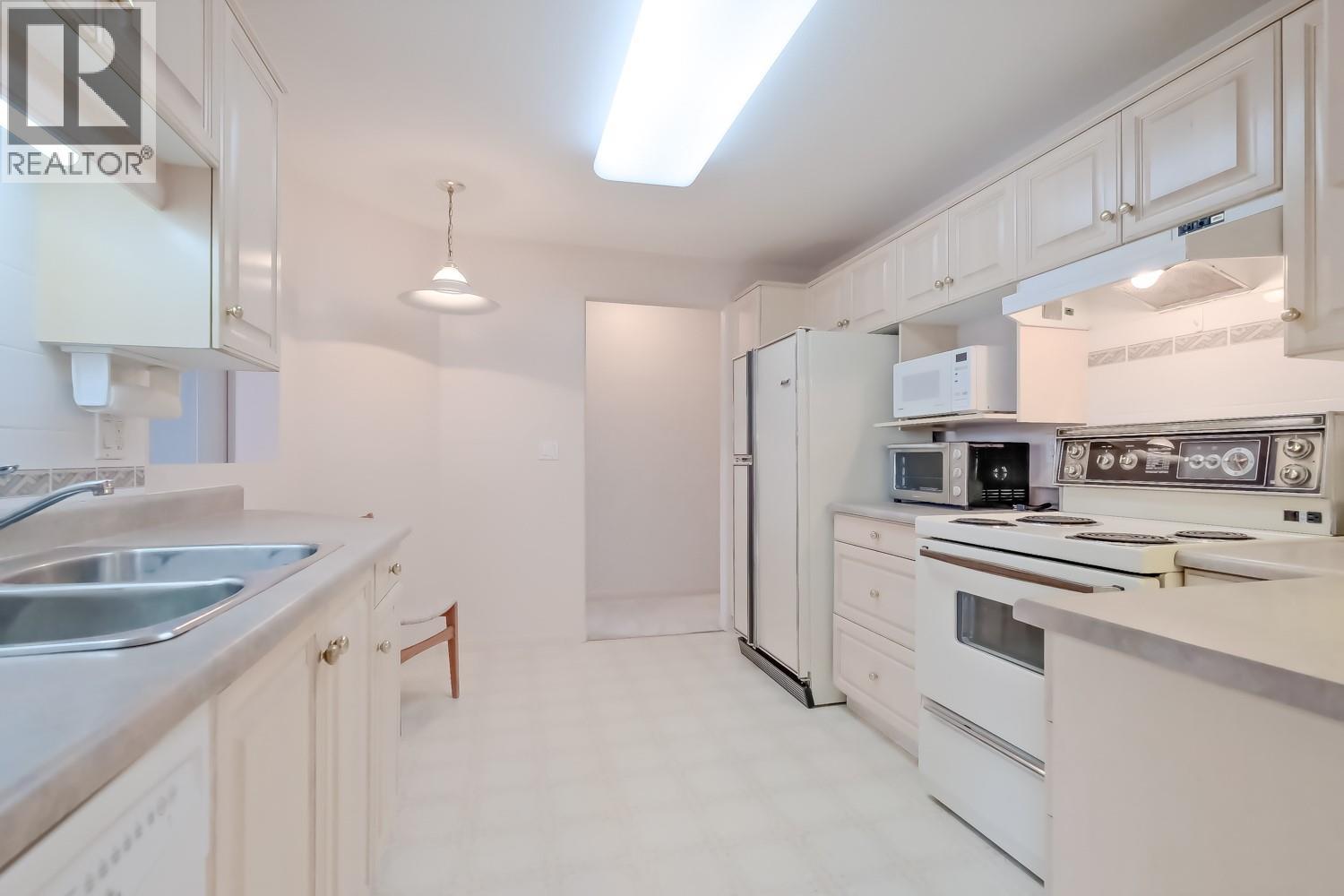 Photo 9 of 940 Glenwood Avenue Unit 213 Lot 109, Kelowna BC