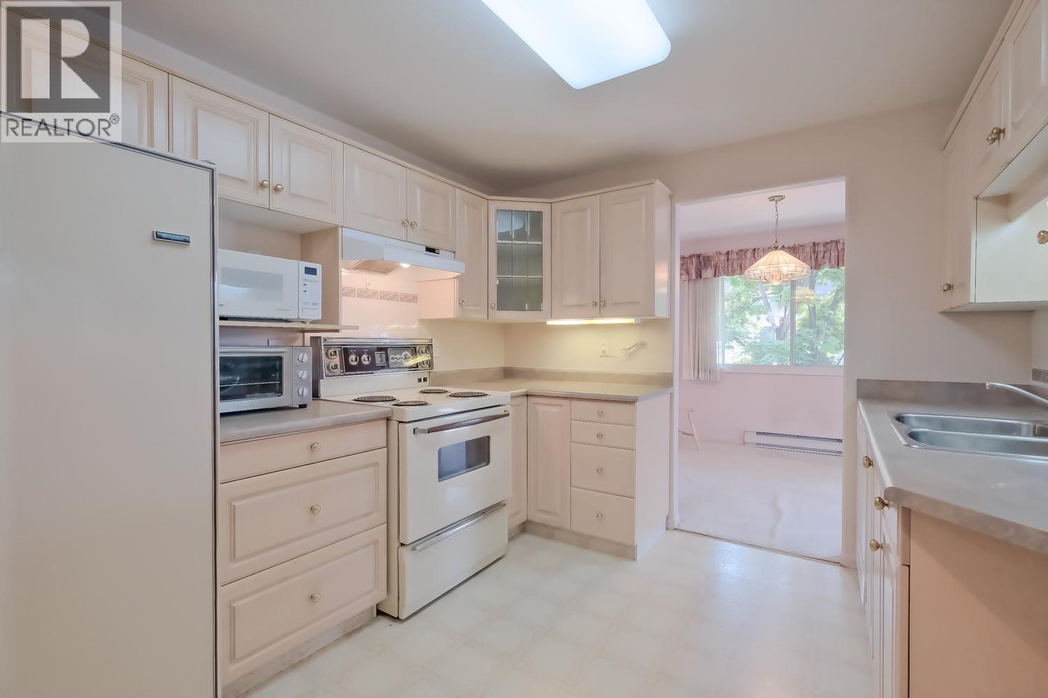 Photo 8 of 940 Glenwood Avenue Unit 213 Lot 109, Kelowna BC
