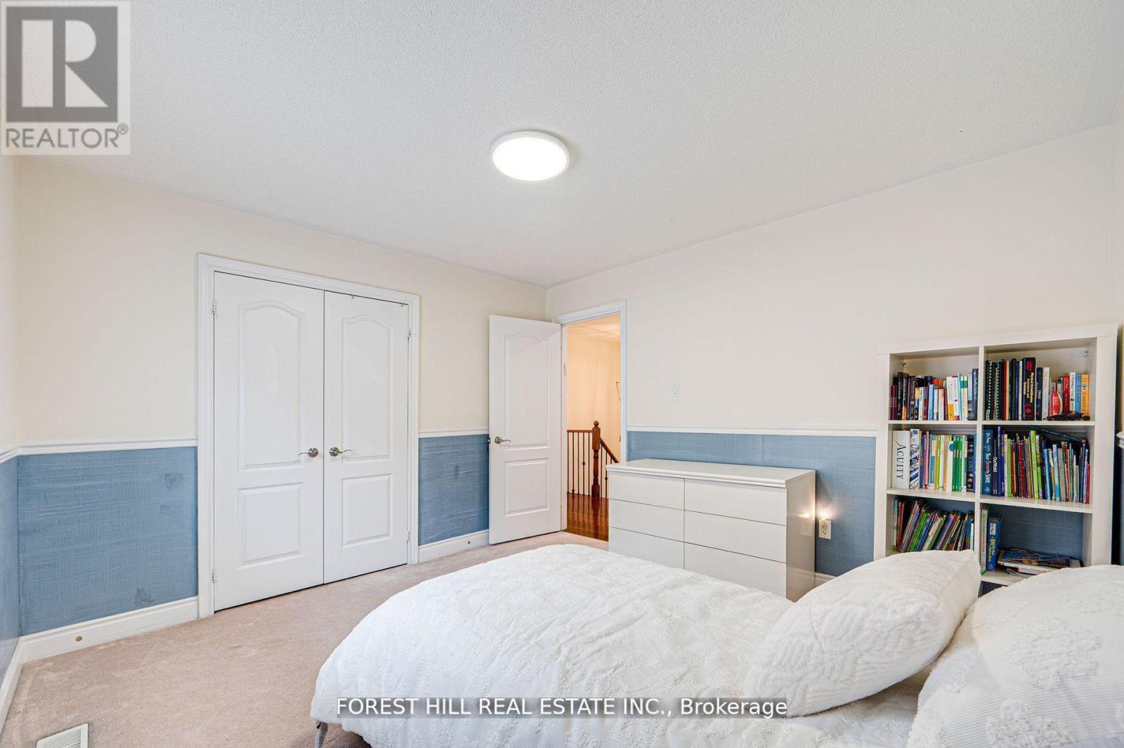 Photo 15 of 473 Apple Blossom Drive, Vaughan ON