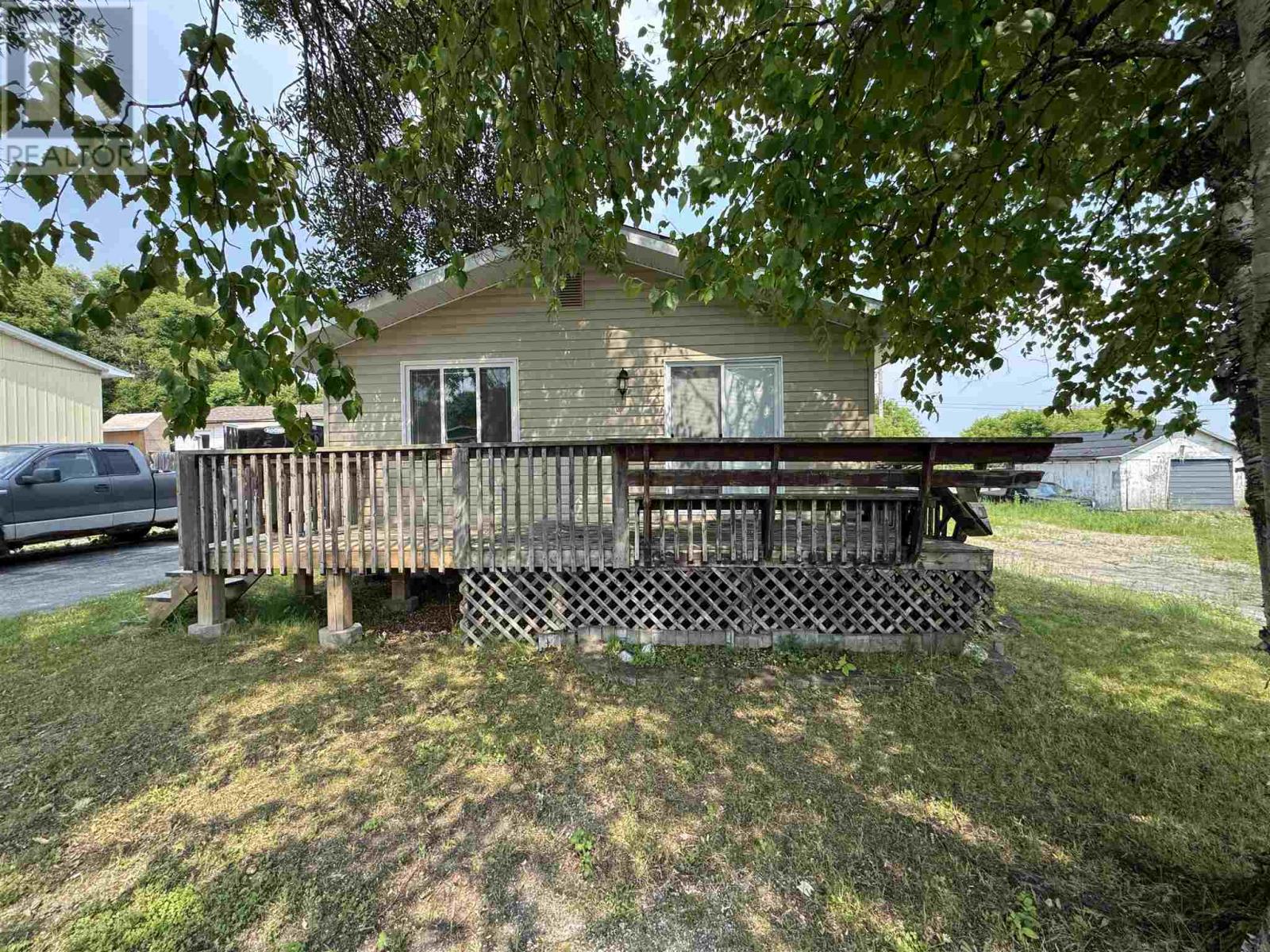 Photo 1 of 7 Partridge Ave, Manitouwadge ON