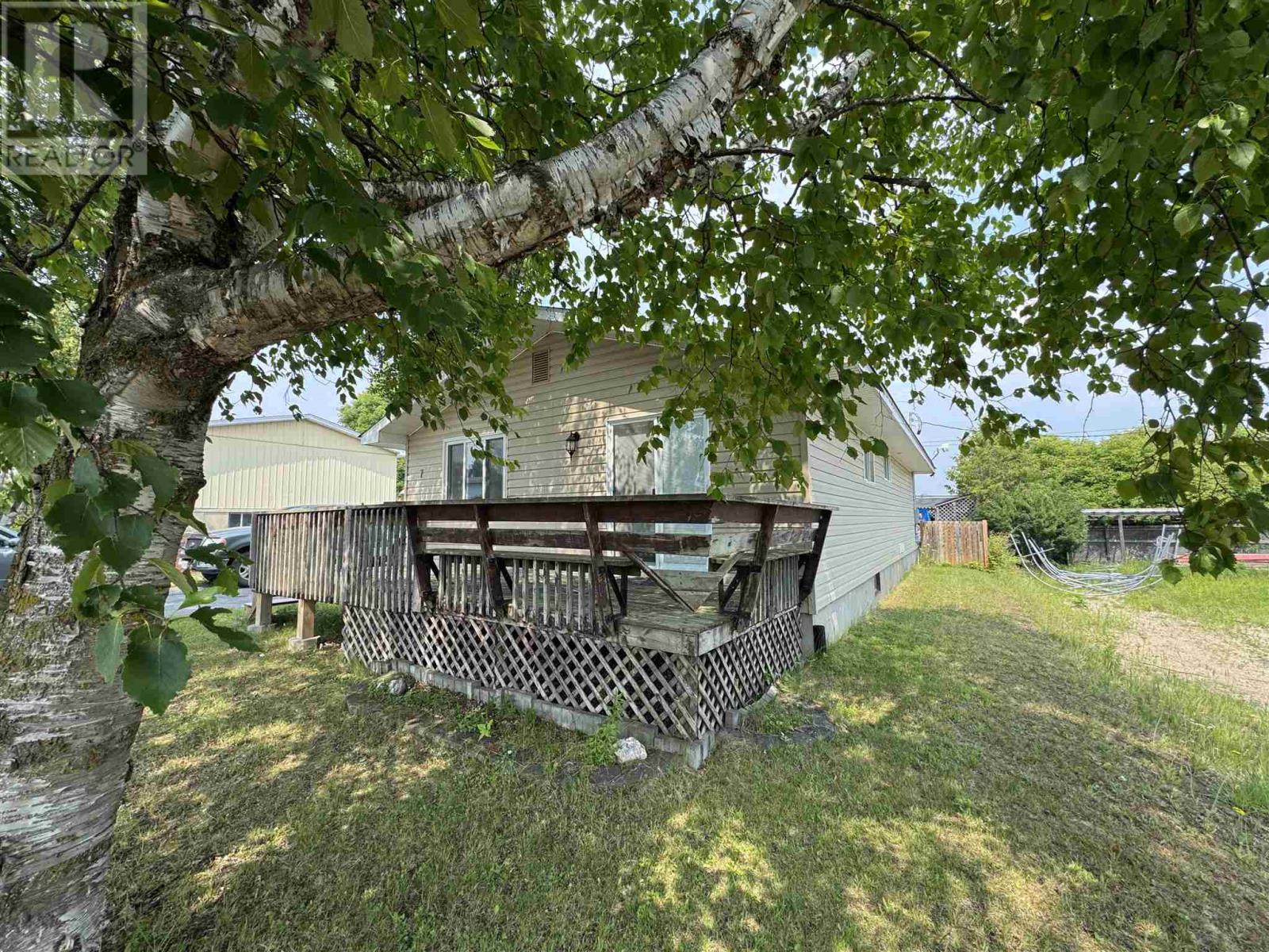 Photo 3 of 7 Partridge Ave, Manitouwadge ON