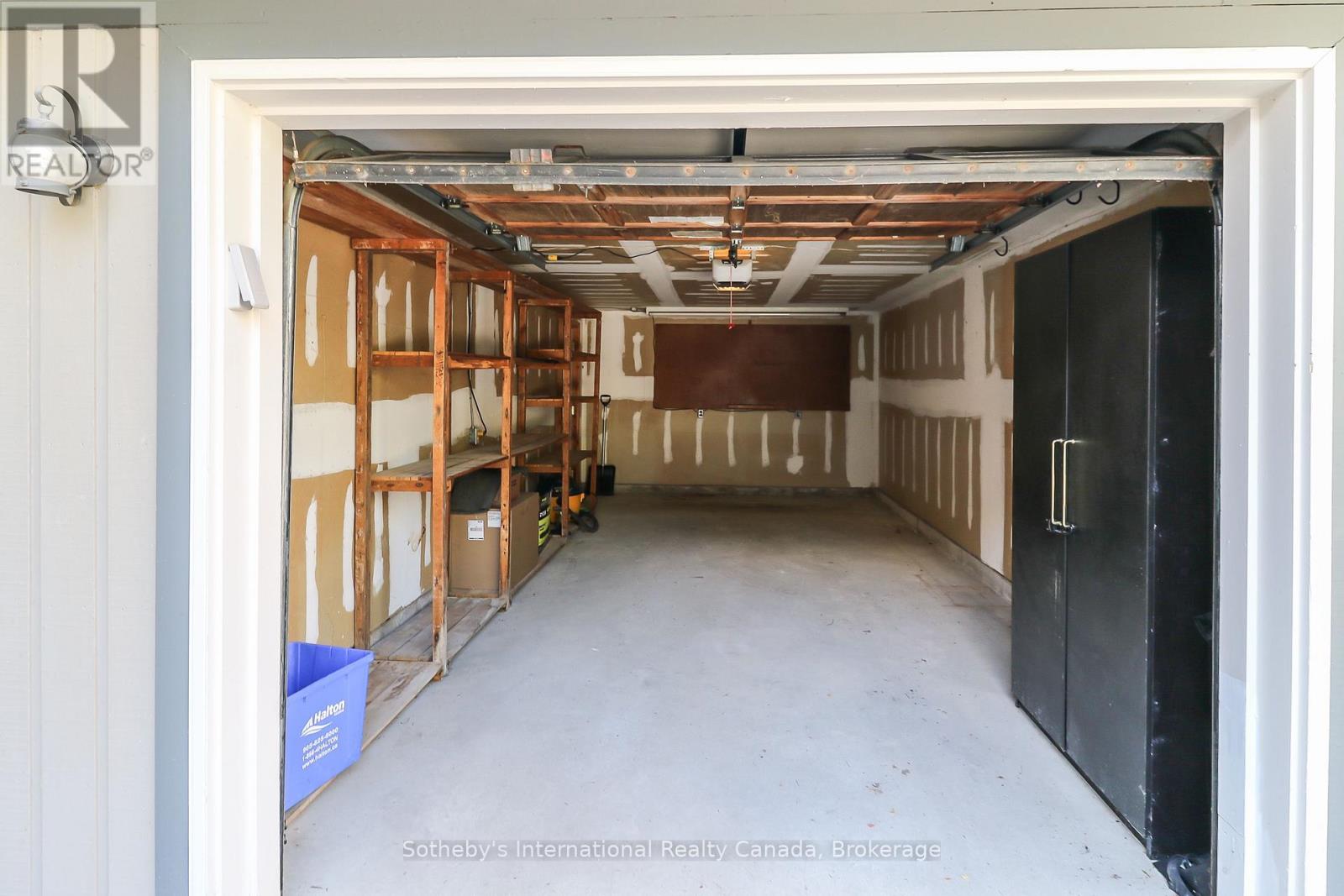 Photo 27 of 388 Mariners Way, Collingwood ON